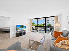 4800 Bayview Dr 306, Fort Lauderdale FL 33308