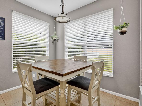 118 Bella Vista Way, Royal Palm Beach FL 33411