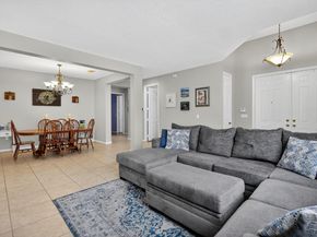 118 Bella Vista Way, Royal Palm Beach FL 33411