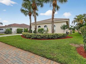 118 Bella Vista Way, Royal Palm Beach FL 33411