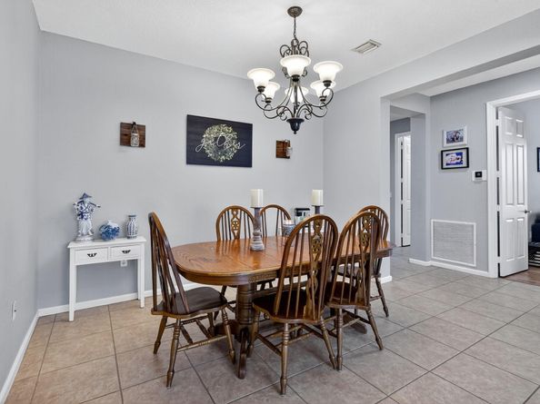 118 Bella Vista Way, Royal Palm Beach FL 33411