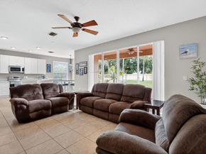 118 Bella Vista Way, Royal Palm Beach FL 33411