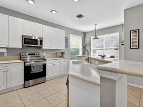 118 Bella Vista Way, Royal Palm Beach FL 33411
