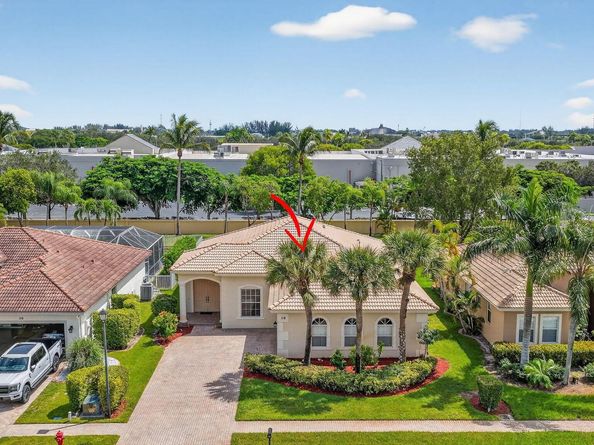 118 Bella Vista Way, Royal Palm Beach FL 33411