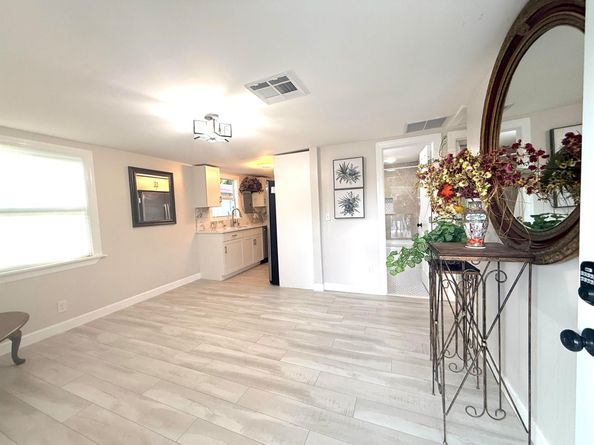 1093 Highview Road, Lantana FL 33462