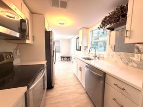 1093 Highview Road, Lantana FL 33462