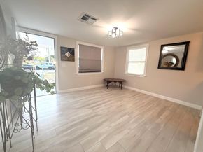 1093 Highview Road, Lantana FL 33462