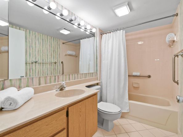 501 S Seas Drive 206, Jupiter FL 33477