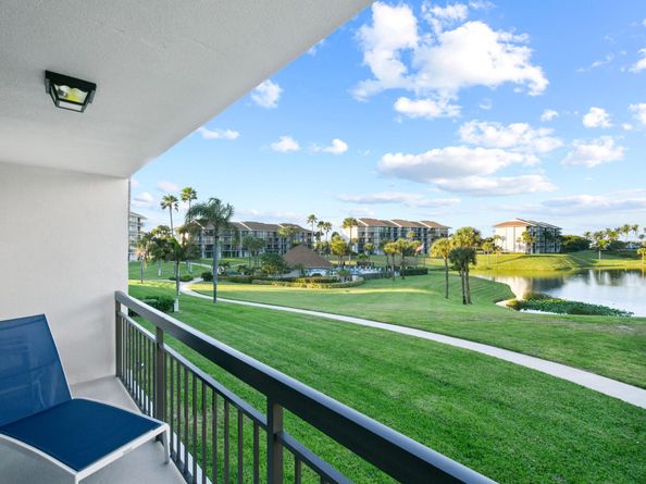 501 S Seas Drive 206, Jupiter FL 33477