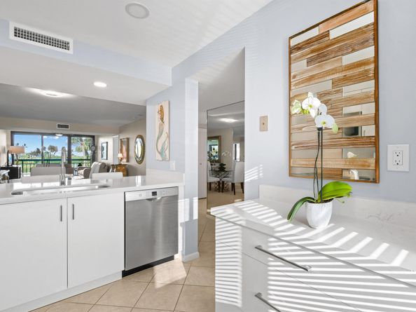 501 S Seas Drive 206, Jupiter FL 33477