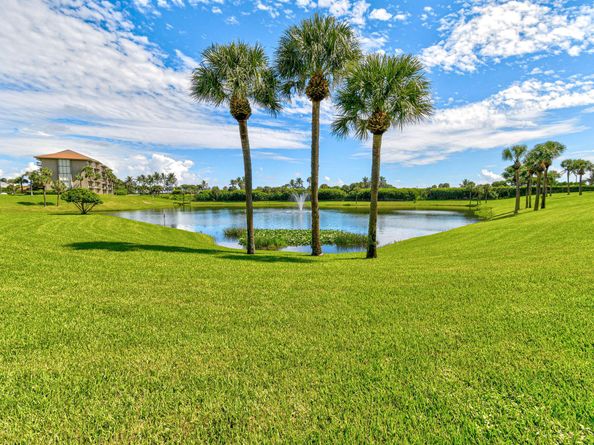 501 S Seas Drive 206, Jupiter FL 33477