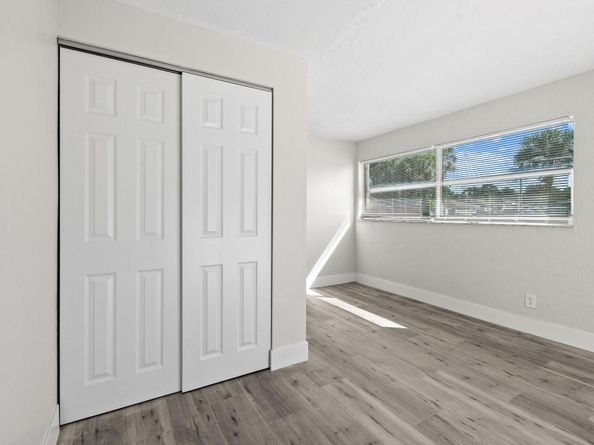 1301 W 25th Street, Riviera Beach FL 33404