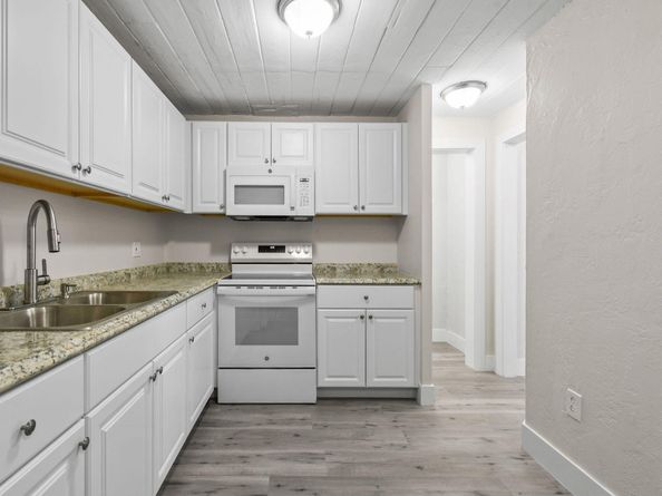 1301 W 25th Street, Riviera Beach FL 33404