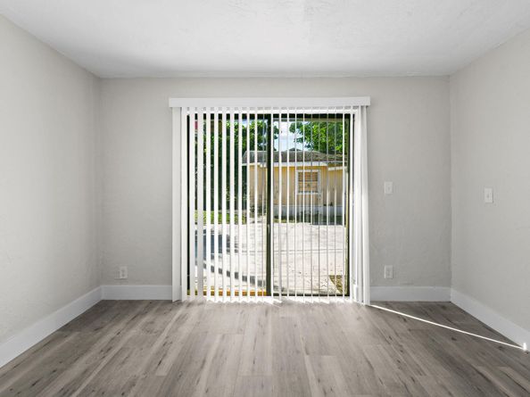 1301 W 25th Street, Riviera Beach FL 33404