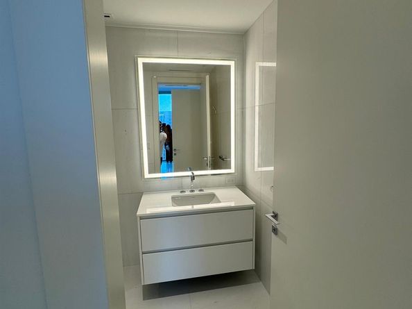 300 Biscayne Blvd Way 2508, Miami FL 33131