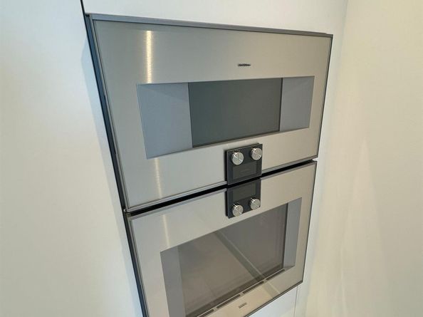 300 Biscayne Blvd Way 2508, Miami FL 33131