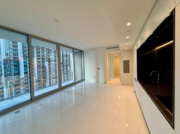 300 Biscayne Blvd Way 2508, Miami FL 33131