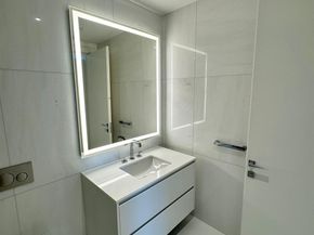 300 Biscayne Blvd Way 2508, Miami FL 33131