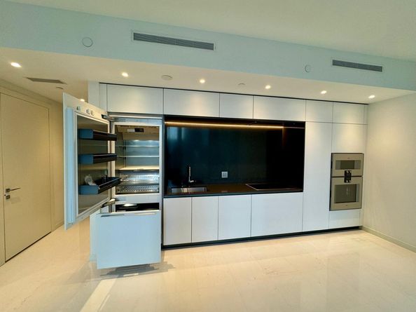 300 Biscayne Blvd Way 2508, Miami FL 33131