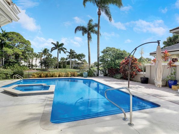 204 Chinook Lane, Jupiter FL 33458