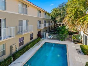 2381 NE 14th Street Cswy 206, Pompano Beach FL 33062