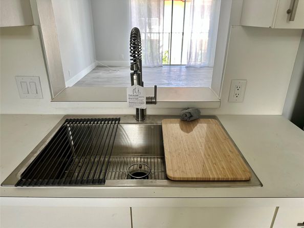 2381 NE 14th Street Cswy 206, Pompano Beach FL 33062