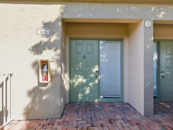 2381 NE 14th Street Cswy 206, Pompano Beach FL 33062