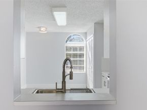 2381 NE 14th Street Cswy 206, Pompano Beach FL 33062