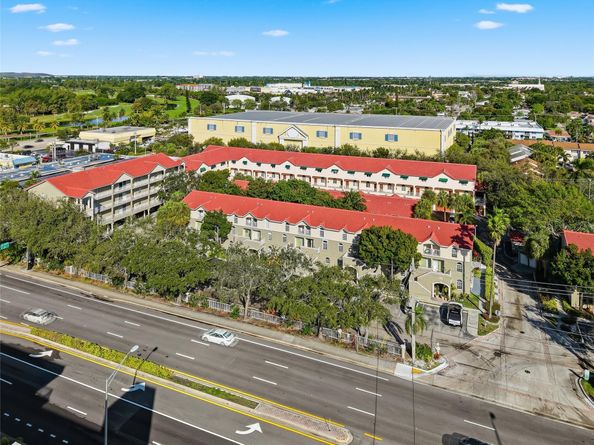 2381 NE 14th Street Cswy 206, Pompano Beach FL 33062