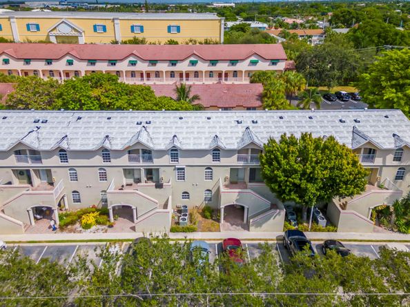 2381 NE 14th Street Cswy 206, Pompano Beach FL 33062