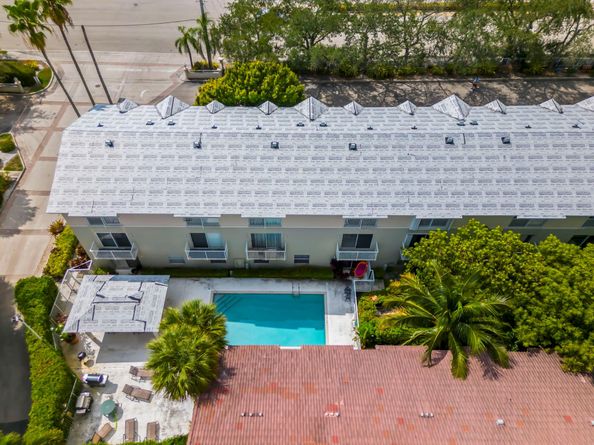 2381 NE 14th Street Cswy 206, Pompano Beach FL 33062