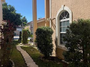 10351 NW 7th St, Coral Springs FL 33071