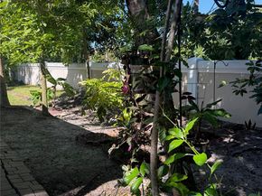 10351 NW 7th St, Coral Springs FL 33071