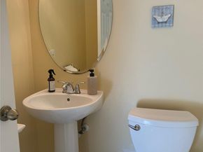 10351 NW 7th St, Coral Springs FL 33071