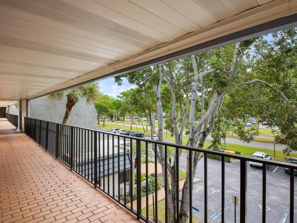 4822 Esedra Court 303, Lake Worth FL 33467