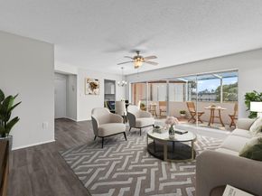 6 Greenway N 212, Royal Palm Beach FL 33411