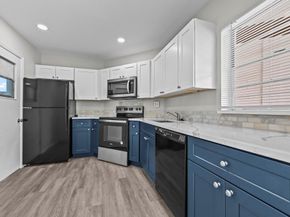 6 Greenway N 212, Royal Palm Beach FL 33411