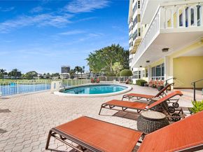 2500 NE 48th LN 608, Fort Lauderdale FL 33308