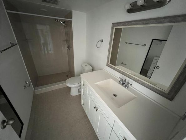 14747 Cumberland Drive 206, Delray Beach FL 33446