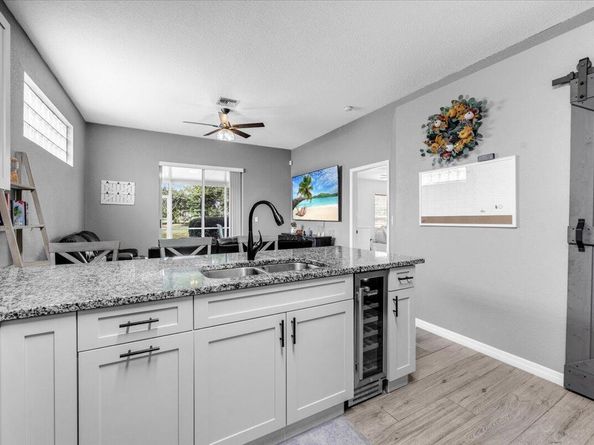 114 Prestige Drive, Royal Palm Beach FL 33411