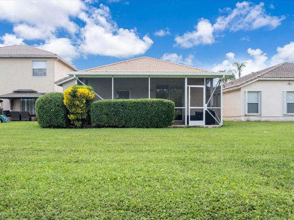 114 Prestige Drive, Royal Palm Beach FL 33411