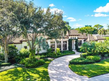 13381 Oakmeade