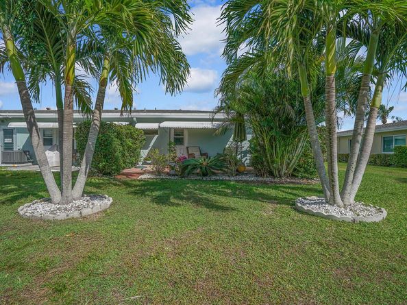 202 High Point Terrace W A, Delray Beach FL 33445
