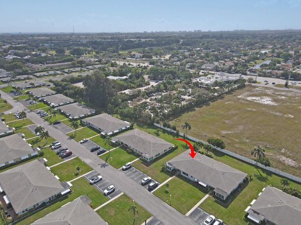 202 High Point Terrace W A, Delray Beach FL 33445