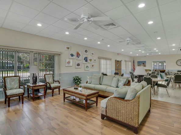 202 High Point Terrace W A, Delray Beach FL 33445