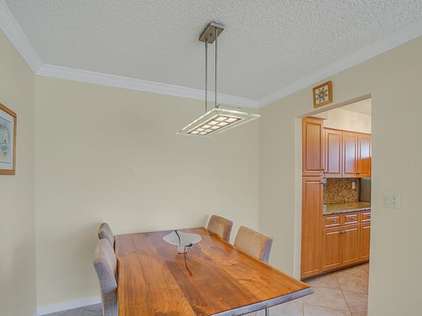 202 High Point Terrace W A, Delray Beach FL 33445