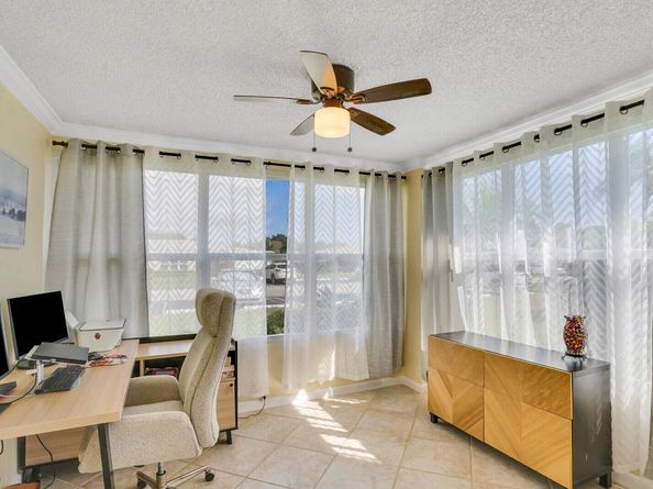 202 High Point Terrace W A, Delray Beach FL 33445