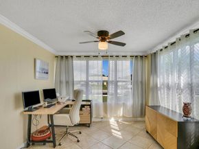 202 High Point Terrace W A, Delray Beach FL 33445