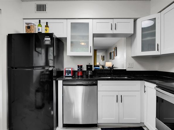 260 NW 76th Ave 207, Margate FL 33063