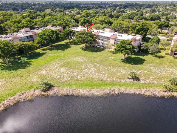 260 NW 76th Ave 207, Margate FL 33063